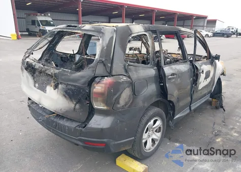 2017 Subaru Forester 2.5I z USA, uszkodzony, nr VIN JF2SJAAC0HH411157